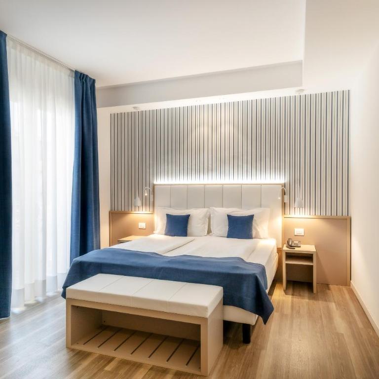 International Beach Hotel - Camera Matrimoniale Comfort - 3