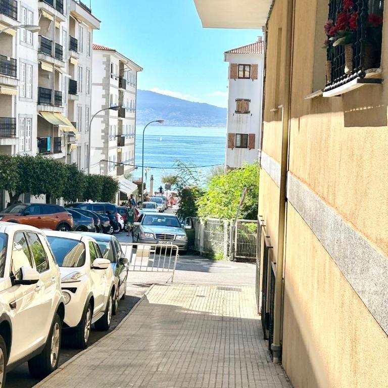 Céntrico piso Sanxenxo parking privado en la playa - Apartamento - 7