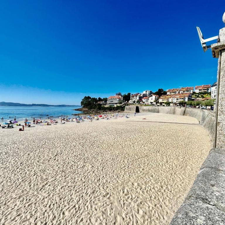 Céntrico piso Sanxenxo parking privado en la playa - Apartamento - 13
