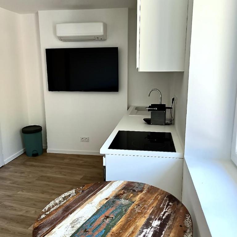 Emma CLIM Proche Hôpital - Appartement Deluxe - 7