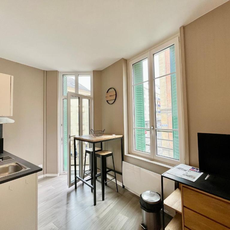 Suite Orphelins 3 1er - Appartement 1 Chambre - 8