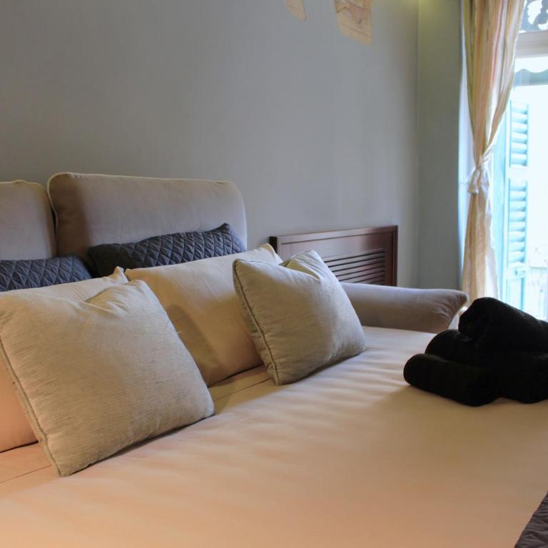 Verona Luxury Flats , Piazza Erbe with balcony on main square - One-Bedroom Apartment - 57