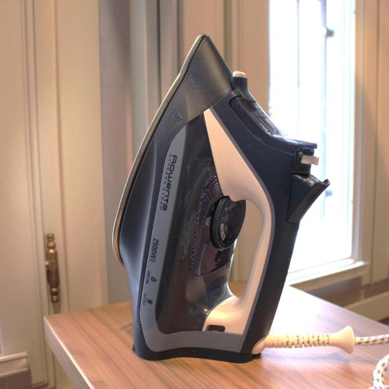 Verona Luxury Flats , Piazza Erbe with balcony on main square - One-Bedroom Apartment - 70