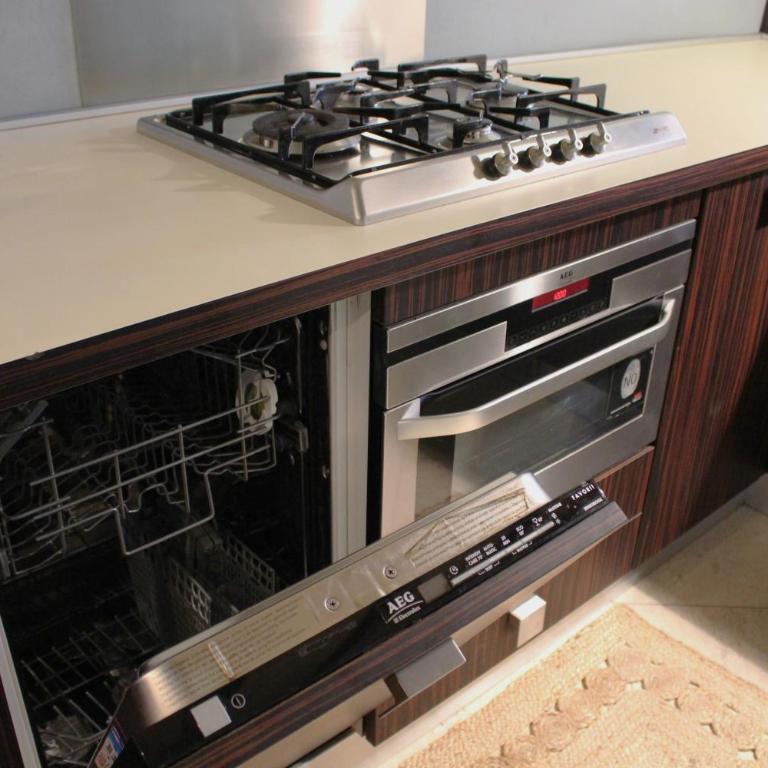 Verona Luxury Flats , Piazza Erbe with balcony on main square - One-Bedroom Apartment - 58