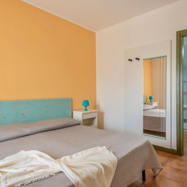 ISA-Residence with swimming-pool in Santa Teresa di Gallura, apartments with air conditioning and private outdoor space - Appartamento con 1 Camera da Letto - 14