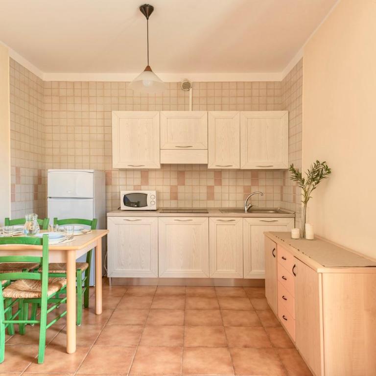 ISA-Residence with swimming-pool in Santa Teresa di Gallura, apartments with air conditioning and private outdoor space - Appartamento con 1 Camera da Letto - 10