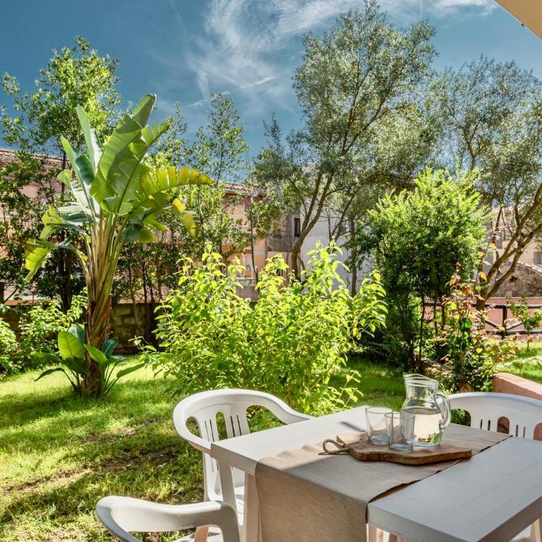 ISA-Residence with swimming-pool in Santa Teresa di Gallura, apartments with air conditioning and private outdoor space - Appartamento con 1 Camera da Letto - 6