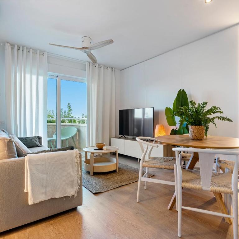 Hauzify I Apartament Mare Internum - Apartment with Sea View - 1
