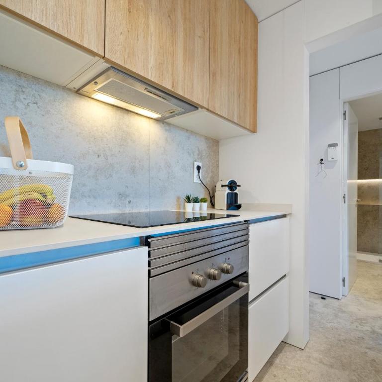 Hauzify I Apartament Mare Internum - Apartment with Sea View - 9