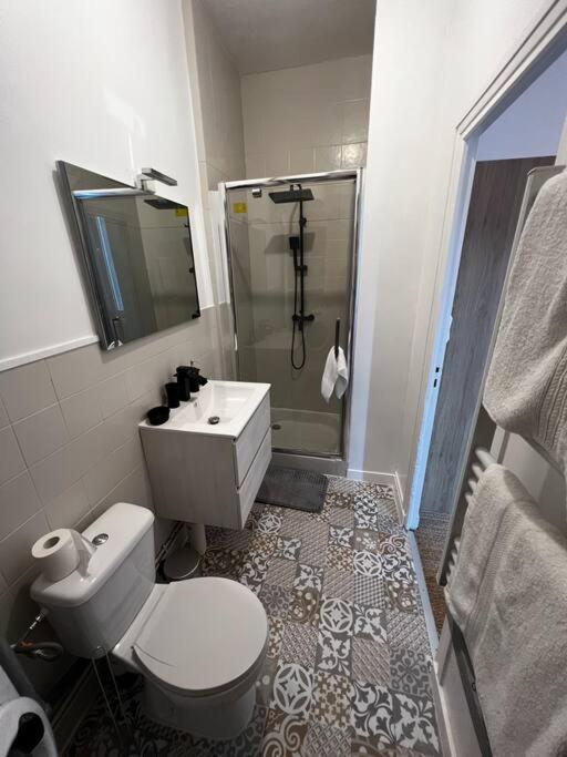 Appartement T2 avec terrasse proche cathédrale - Appartement 1 Chambre - 8