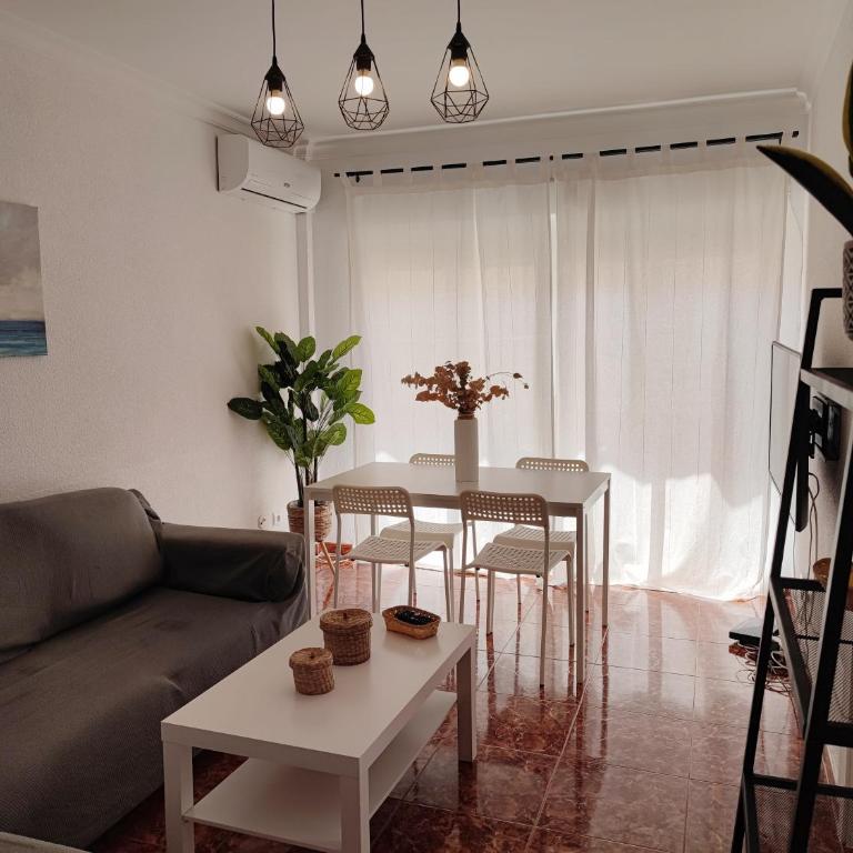 Descanso y diversión en pleno centro de Almuñécar - Apartamento de 3 dormitorios - 3