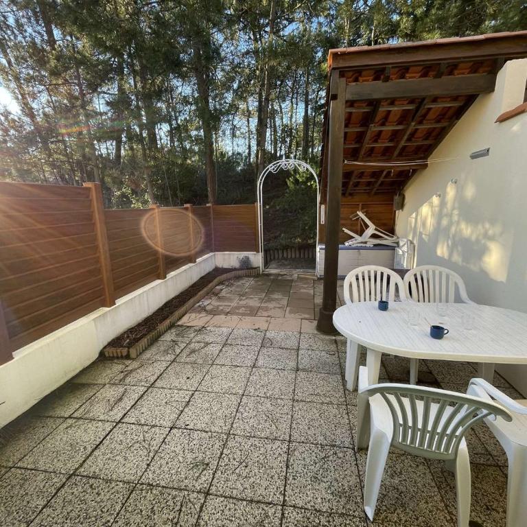 Charmante Maison 3 Pièces avec Piscines Chauffées, Terrasse et Jardin, à 300m de la Plage des Demoiselles - FR-1-224C-266 - Casa Vacanze - 18