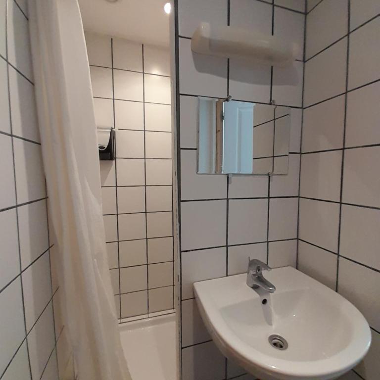 Hotel Au Spatial Centre Gare - Chambre Familiale - 1