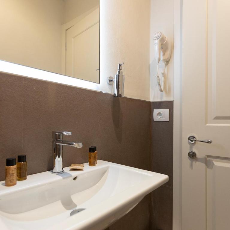 Florence Luxury Guest House - Camera Matrimoniale & Spa- Seminterrato - 8