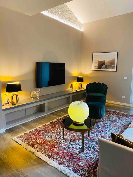 luxury,awesome in S Frediano - Appartamento con 3 Camere da Letto - 42