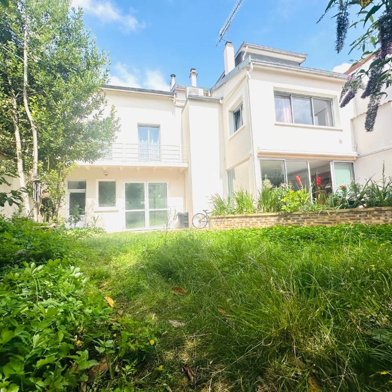 Reims Sherpa Guest House - Studio avec Vue sur Jardin - 12