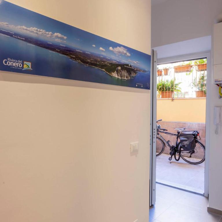 Bed E-bike - One-Bedroom Apartment - 10