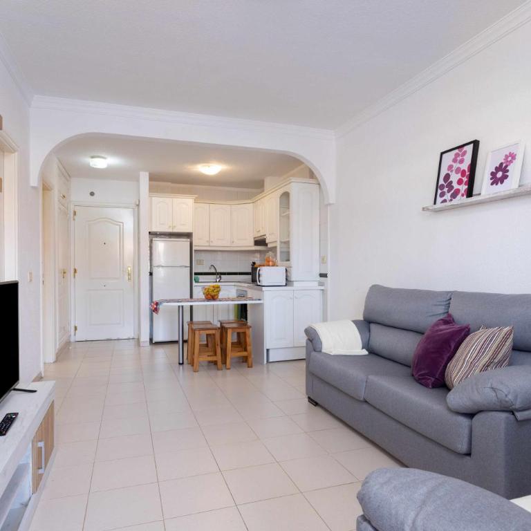 Agradable piso con piscina & playa terraza y WIFI - Apartamento de 1 dormitorio - 4
