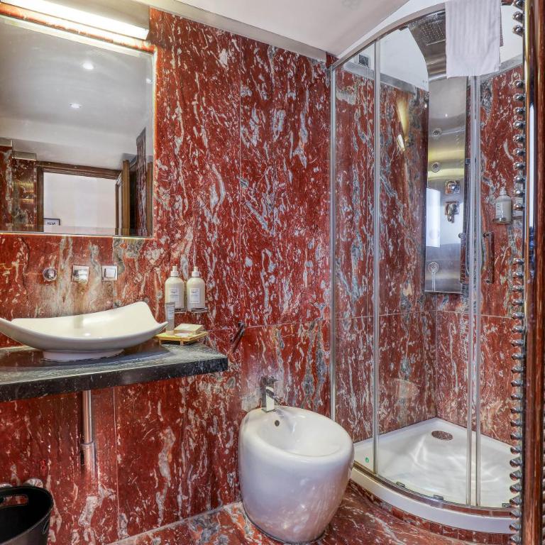 Spagna Dream Suites - Camera Matrimoniale - 13