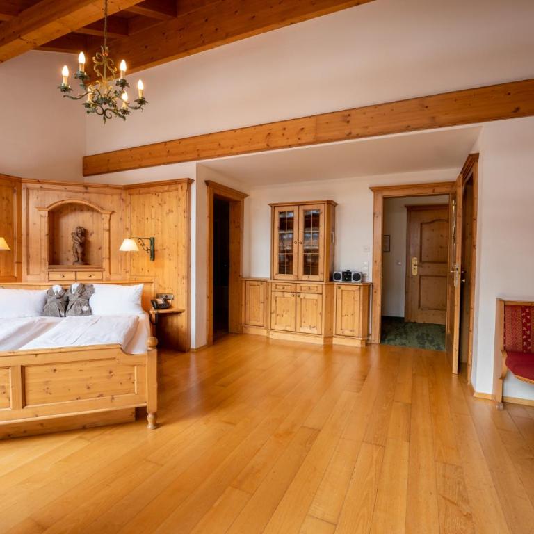 Zugspitz Resort - Standard Doppelzimmer - Nebengebäude - 2
