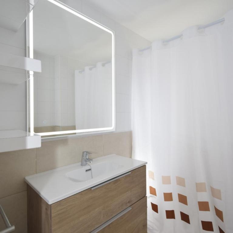 MAR Y VENT - PREMIUN - FINCAS ARENA - Three-Bedroom Apartment - 25