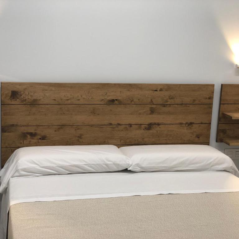 Cabildo Castelar - Habitación Doble con baño privado - 6
