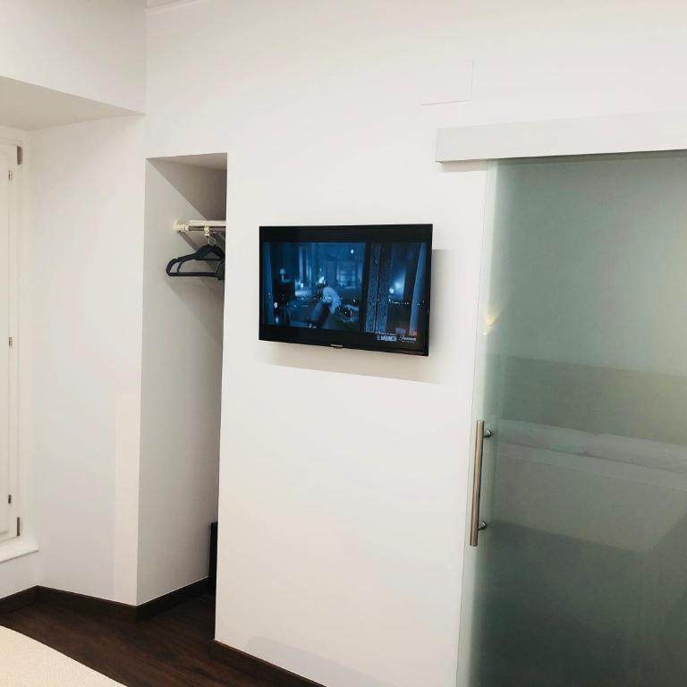Cabildo Castelar - Habitación Doble con baño privado - 7