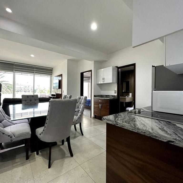 Pacifika 2002, elegante depa con vista al lago! - Two-Bedroom Apartment - 3