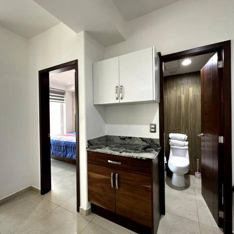 Pacifika 2002, elegante depa con vista al lago! - Two-Bedroom Apartment - 6