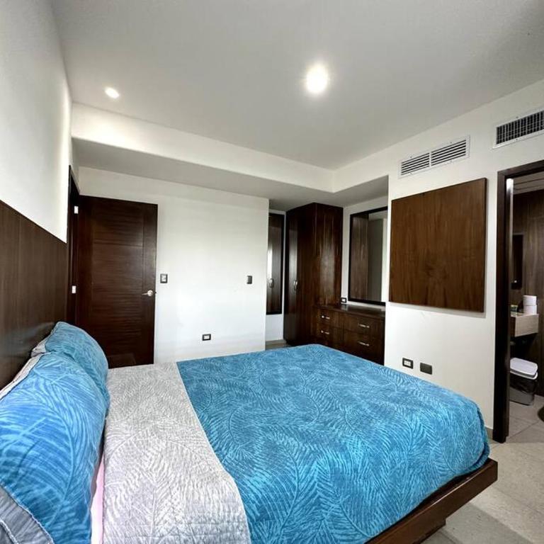 Pacifika 2002, elegante depa con vista al lago! - Two-Bedroom Apartment - 14