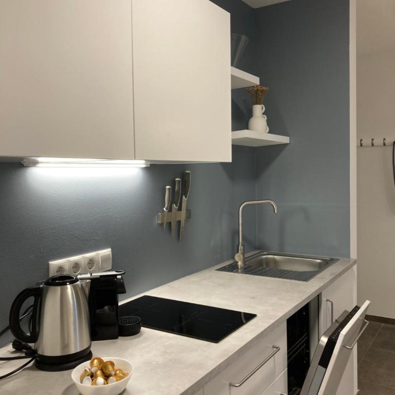 Promenade by BestChoice - Self Check-in with Parking Option - Superior Apartment - 13