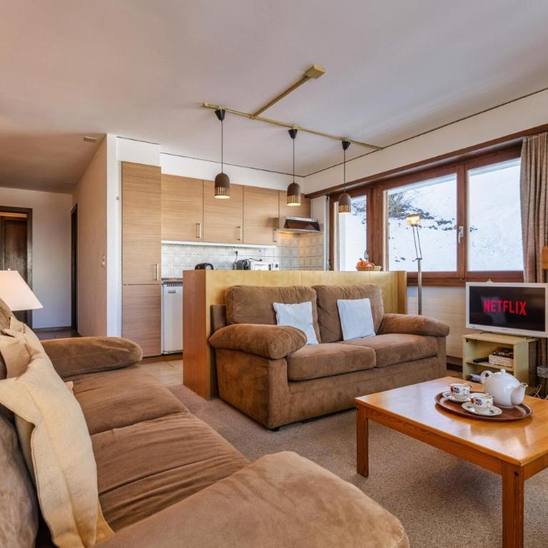 MP24 Ski in, out apartment on slopes with indoor private parking space - Apartment mit 3 Schlafzimmern - 7