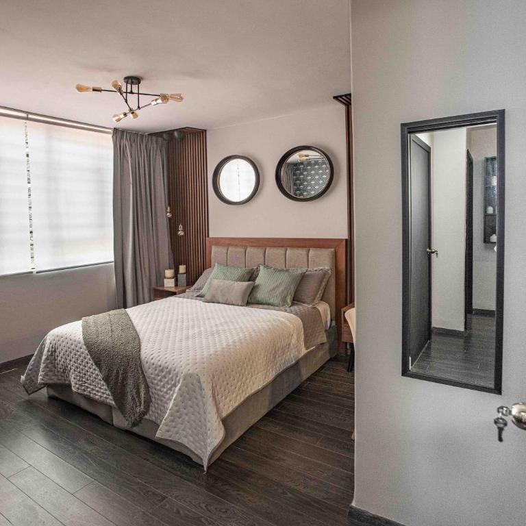 Morada Luna Polanco - Double Room with Private Bathroom - 1