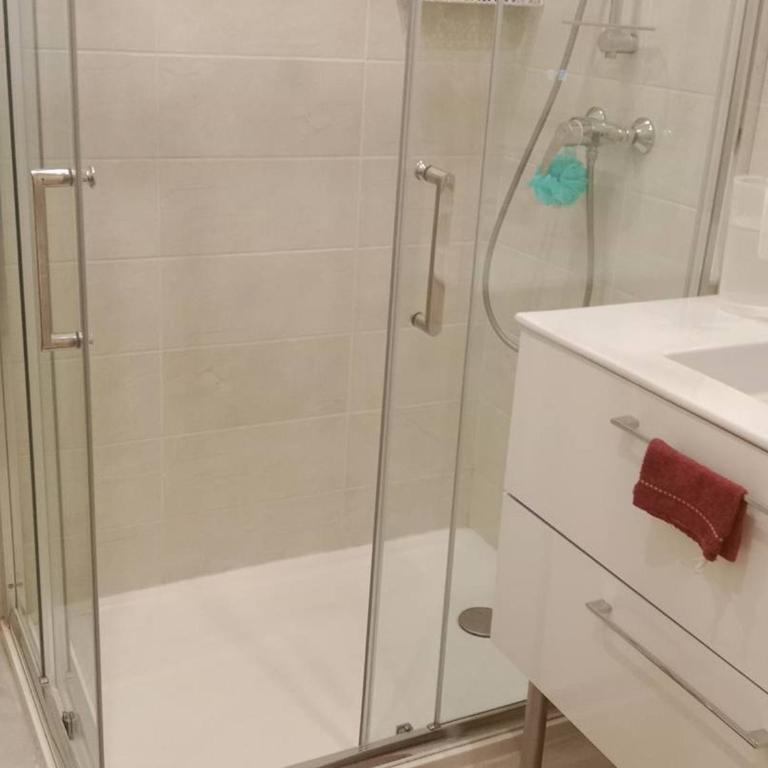 Appartement T3 à 50m de la plage, proche centre - FR-1-696-50 - Apartment - 5