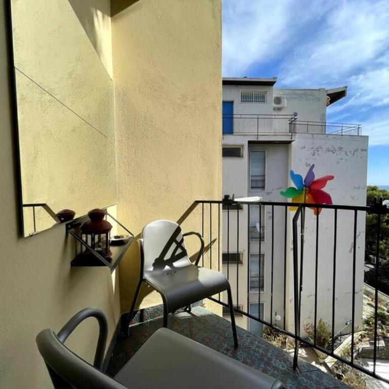 [Suite Letizia] Vista mare-Wi-Fi-Box Auto incluso - Appartamento con 1 Camera da Letto - 60