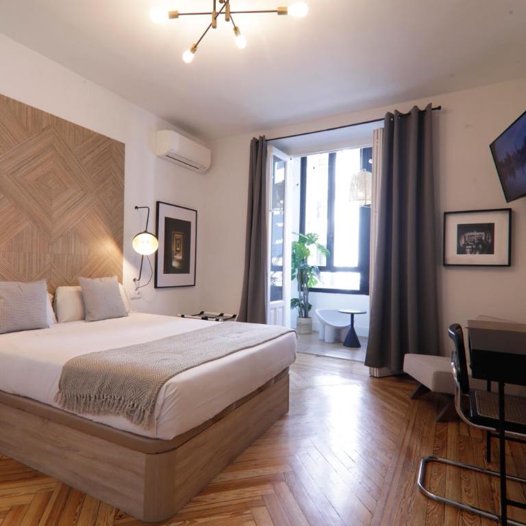 SUITES YOU Gran Vía - Superior Double Room - 1