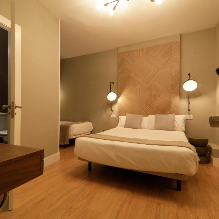 SUITES YOU Gran Vía - Triple Room - 2