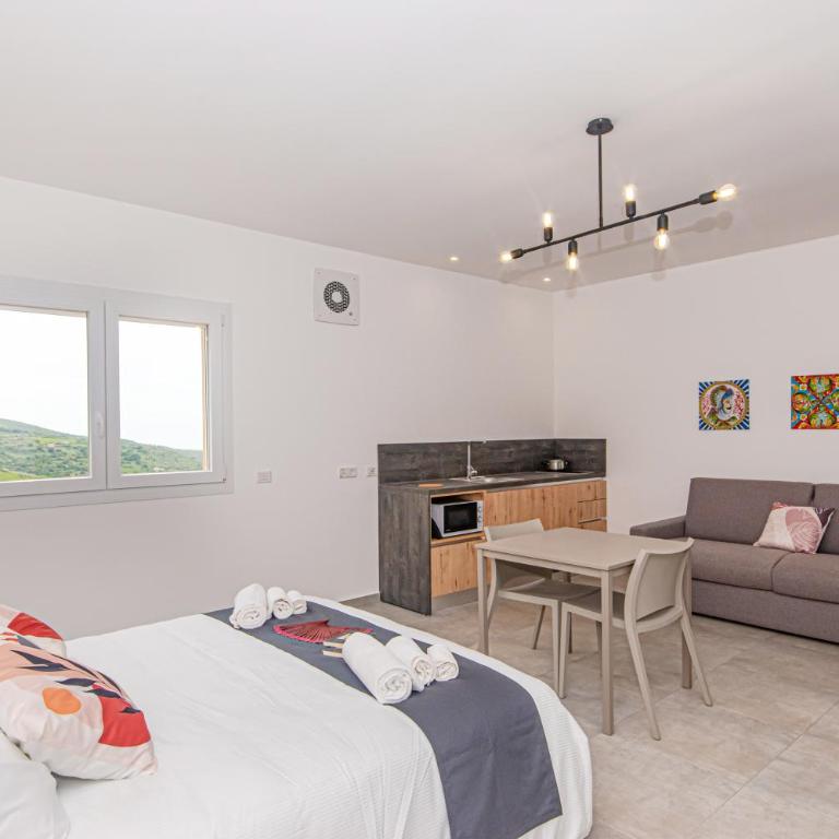 Coste Ponente Appartamenti Turistici - King Room with Mountain View - 7