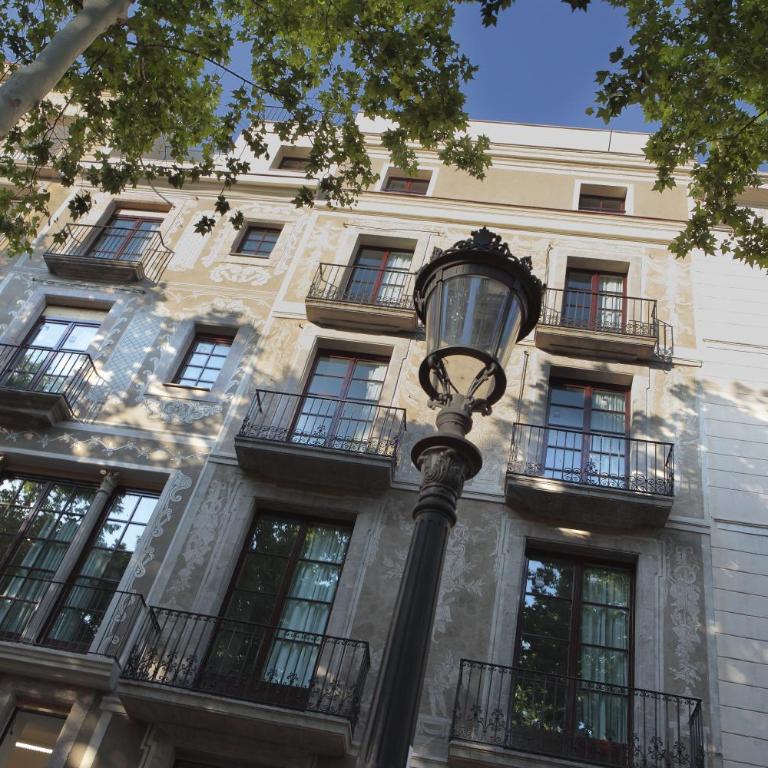 Rambla 102 - Classic Suite with views to La Rambla - 8