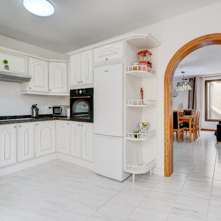 Villa Natandre Tenerife Ocean View Accommodation - Villa - 28