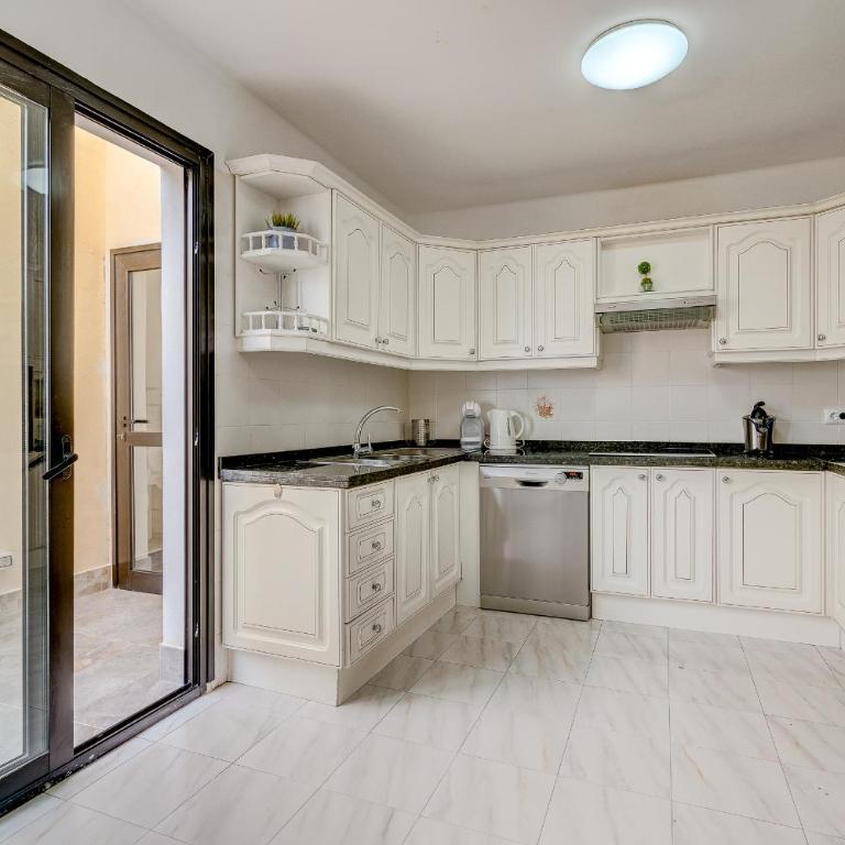 Villa Natandre Tenerife Ocean View Accommodation - Villa - 38
