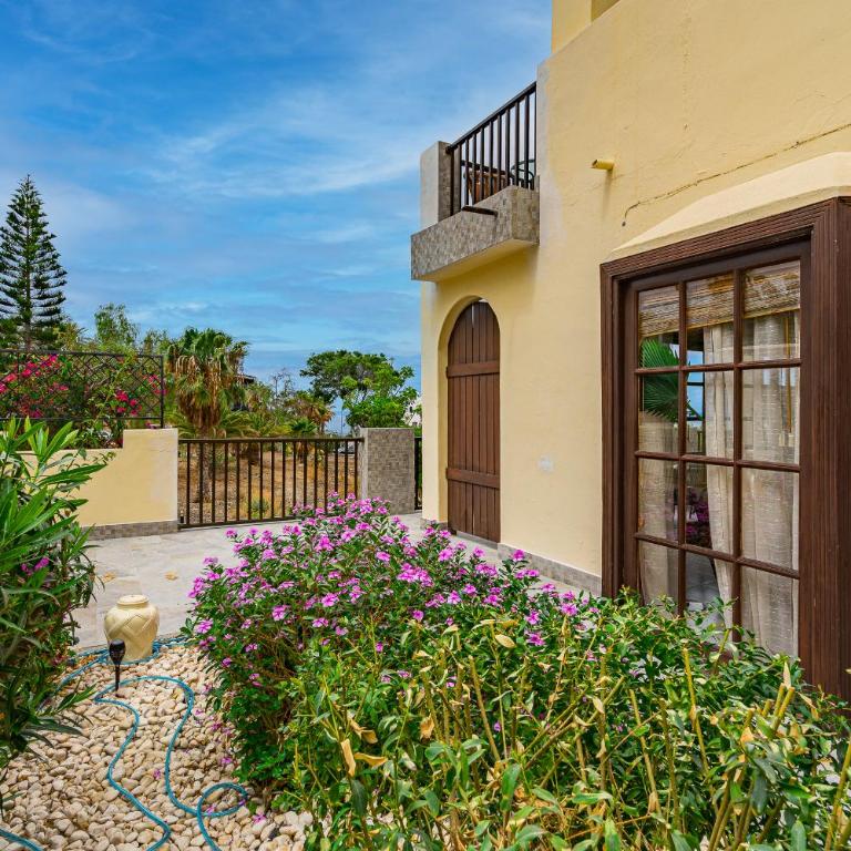 Villa Natandre Tenerife Ocean View Accommodation - Villa - 22