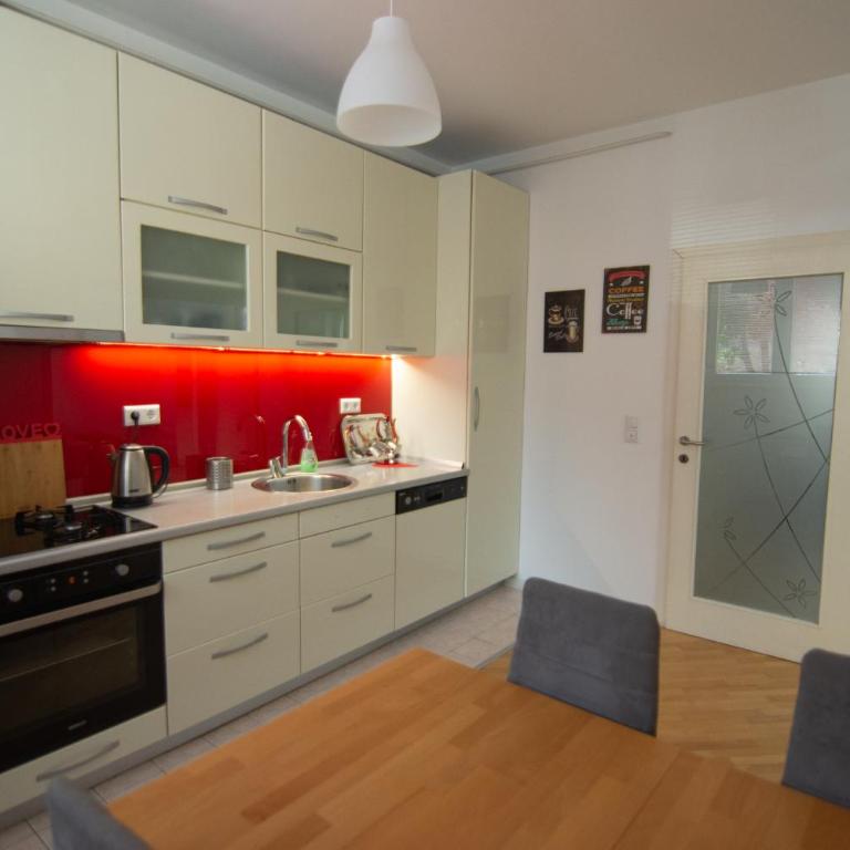 Beautiful city centre apartment! - Apartman sa 1 Spavaćom Sobom - 34