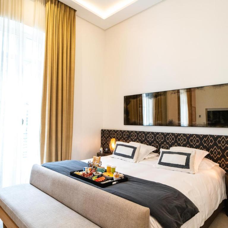 Hotel Marignan Champs-Elysées - Suite Prestige - 10