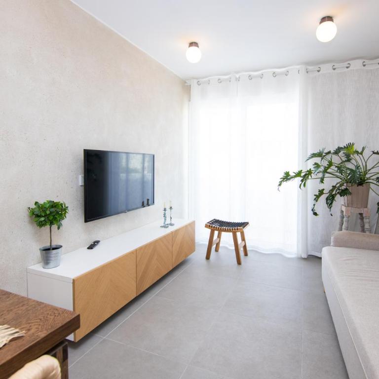 Fiesta y Siesta - Apartamento de 2 dormitorios con balcón y vistas al mar - 11