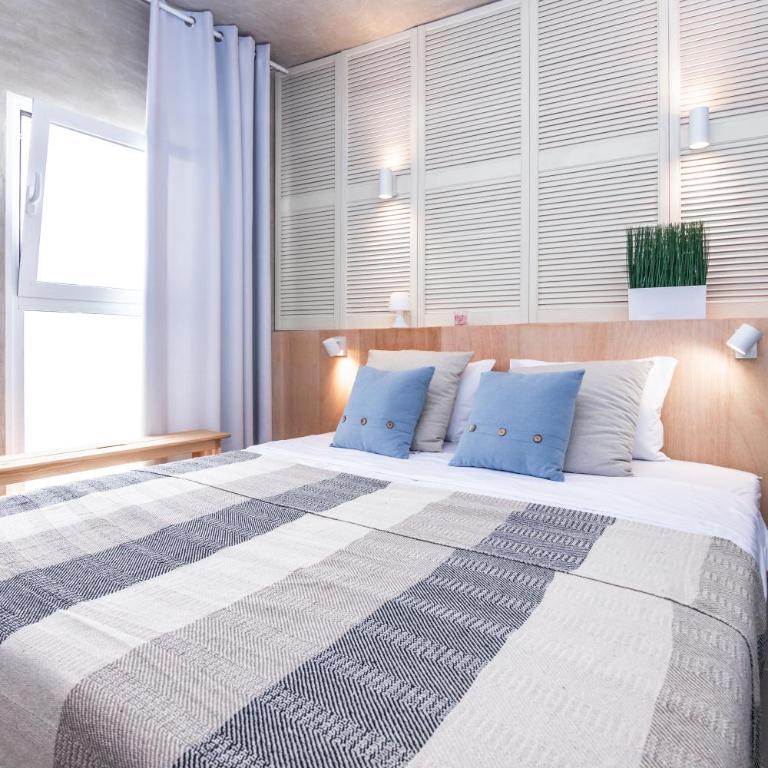 Fiesta y Siesta - Apartamento de 2 dormitorios con balcón y vistas al mar - 16