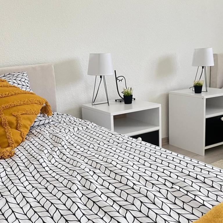 Happyland family home 2 - Two-Bedroom Apartment - 16