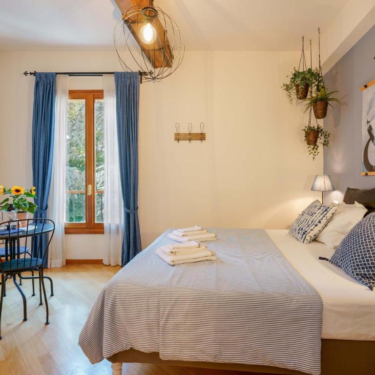 B&B Il Viaggio Bologna - Camera Matrimoniale con Bagno Privato - 19