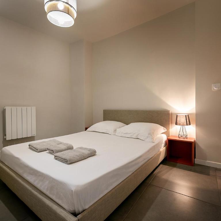 Perpignan Monnaie - Appartement en centre ville - Rouge - 9