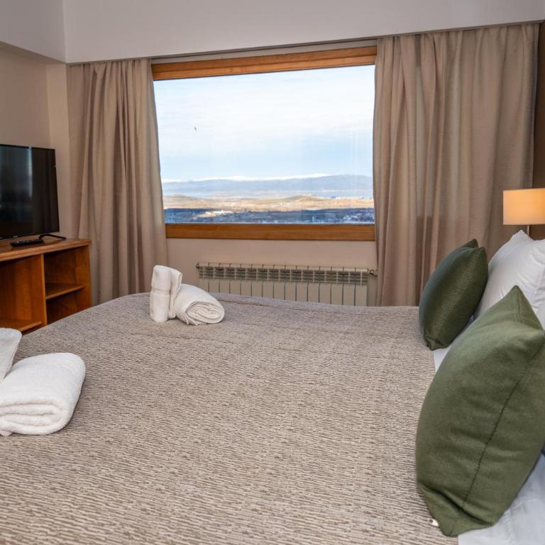 Altos Ushuaia Hotel & Resto - Double or Twin Room with Canal View - 1